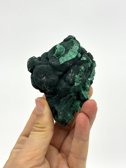 Ruwe malachiet mineraal  (337 Gram) – Natuurlijk kopercarbonaat