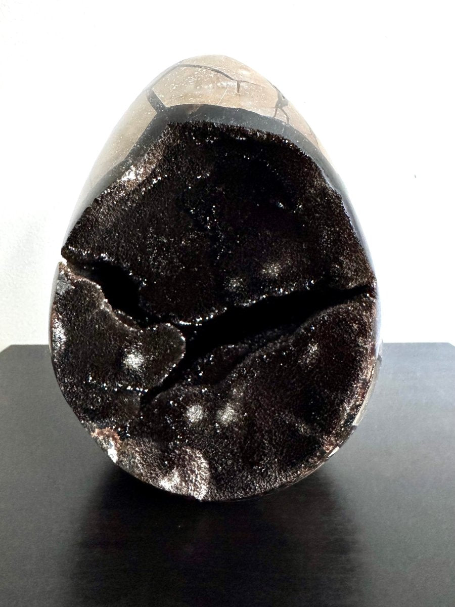 Dragon’s Egg Septarian Geode (2122 Grams) – Natural Stone from Madagascar - FossilsAndMore