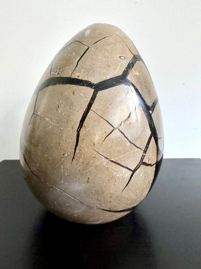 Dragon’s Egg Septarian Geode (2122 Grams) – Natural Stone from Madagascar - FossilsAndMore